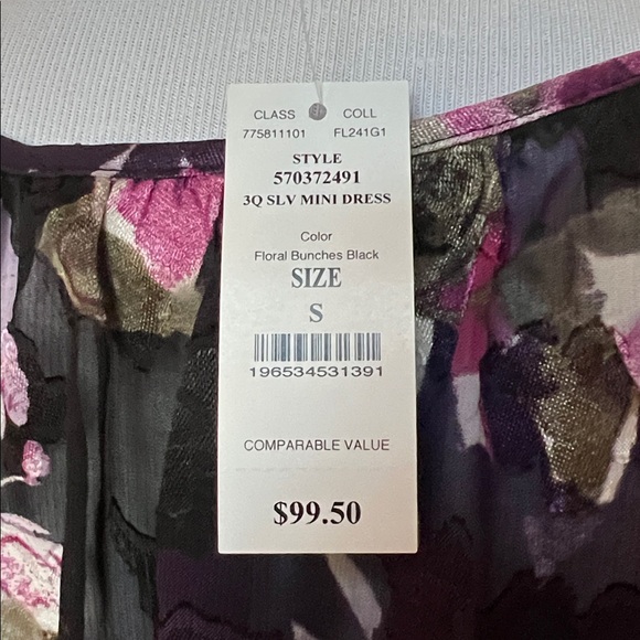 Floral V-Neck Long-Sleeve Wrap Dress in Purple and Black - Picture 6 of 6